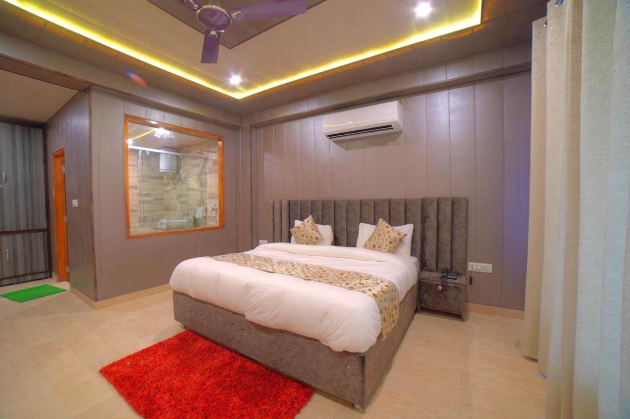 Yogved Hospitality & Resort Rishīkesh 외부 사진