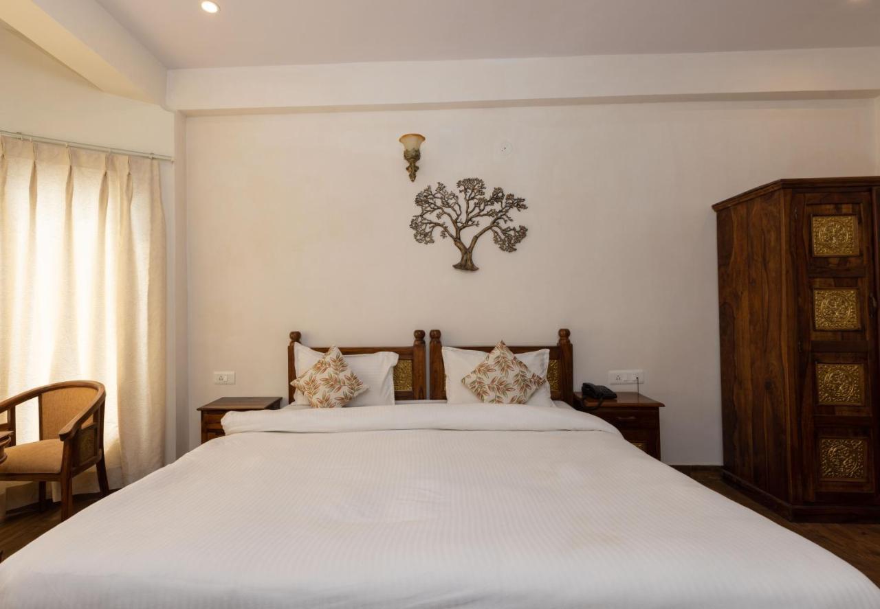 Yogved Hospitality & Resort Rishīkesh 외부 사진