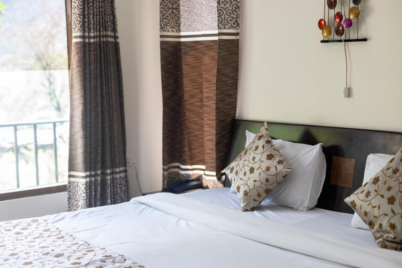 Yogved Hospitality & Resort Rishīkesh 외부 사진