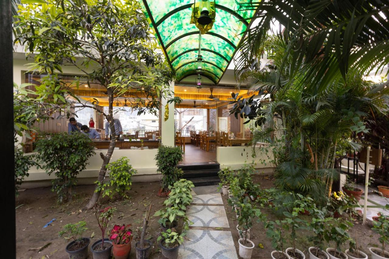 Yogved Hospitality & Resort Rishīkesh 외부 사진