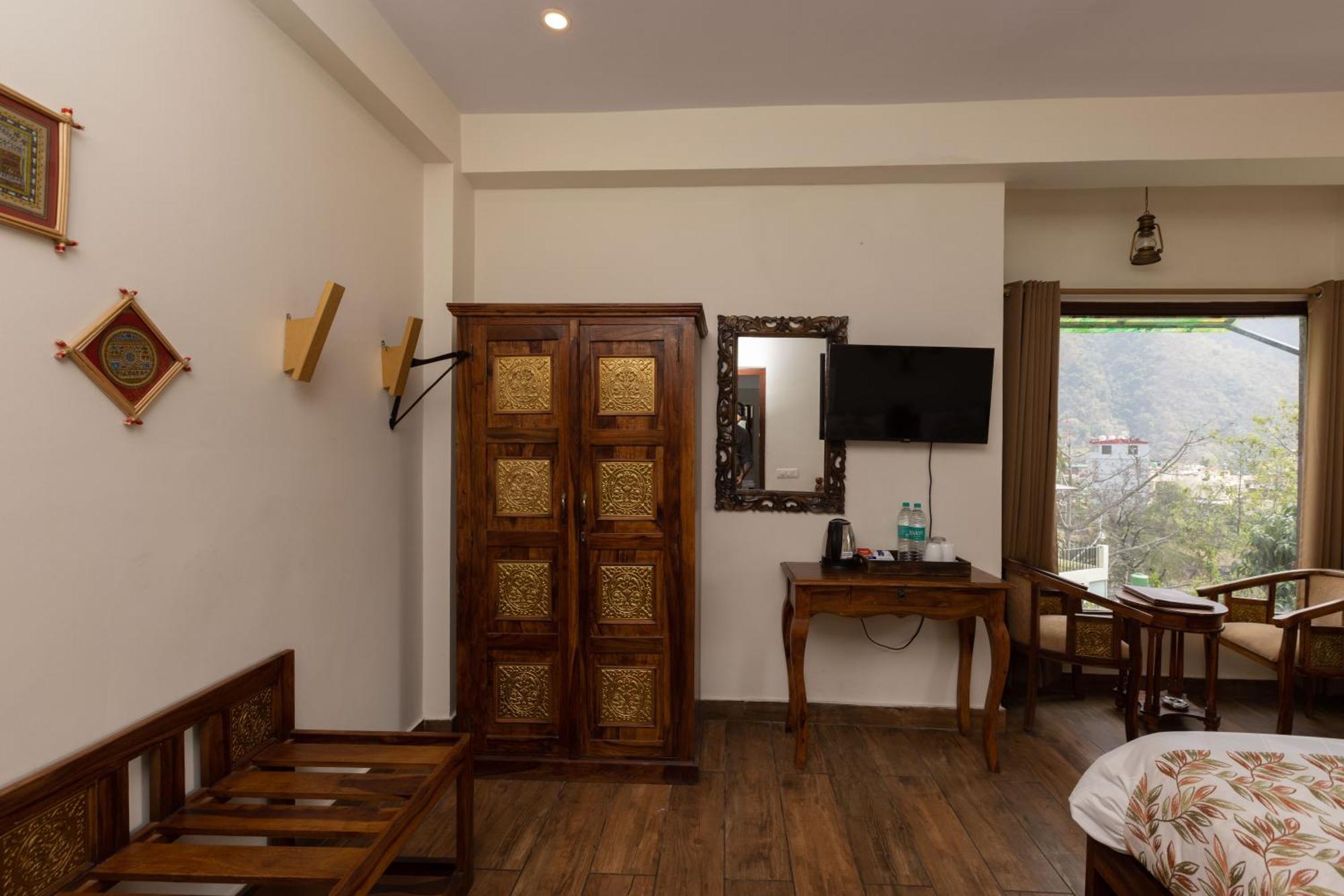 Yogved Hospitality & Resort Rishīkesh 외부 사진