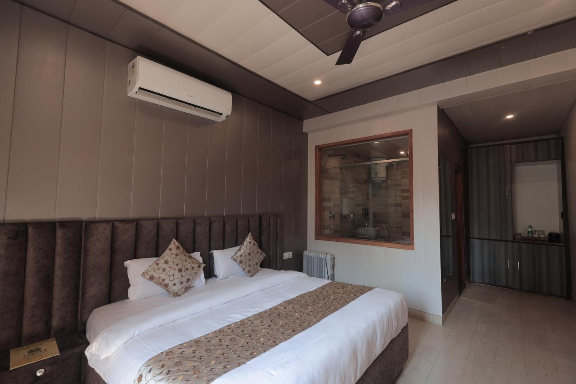 Yogved Hospitality & Resort Rishīkesh 외부 사진