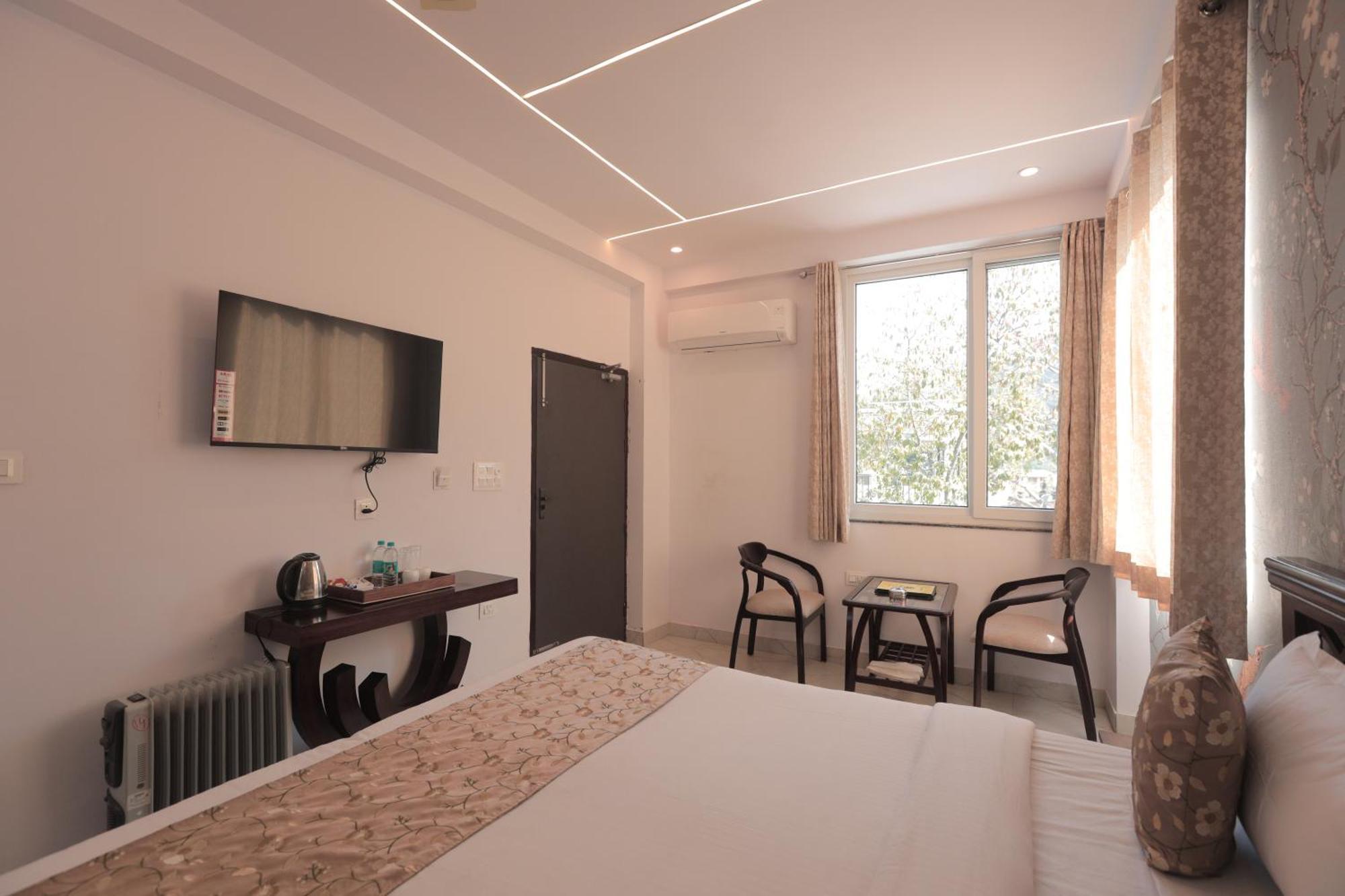 Yogved Hospitality & Resort Rishīkesh 외부 사진